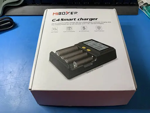 高機能 2次電池充電器 MiBOXER C-4レビュー
