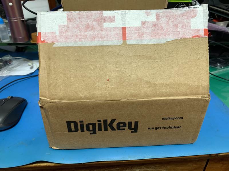 digikeyの箱