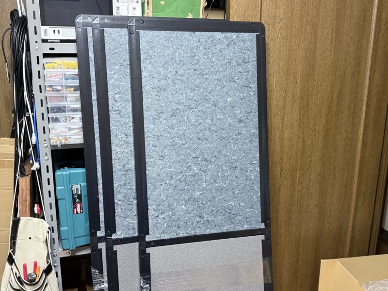 オーディオルームパネル　内部