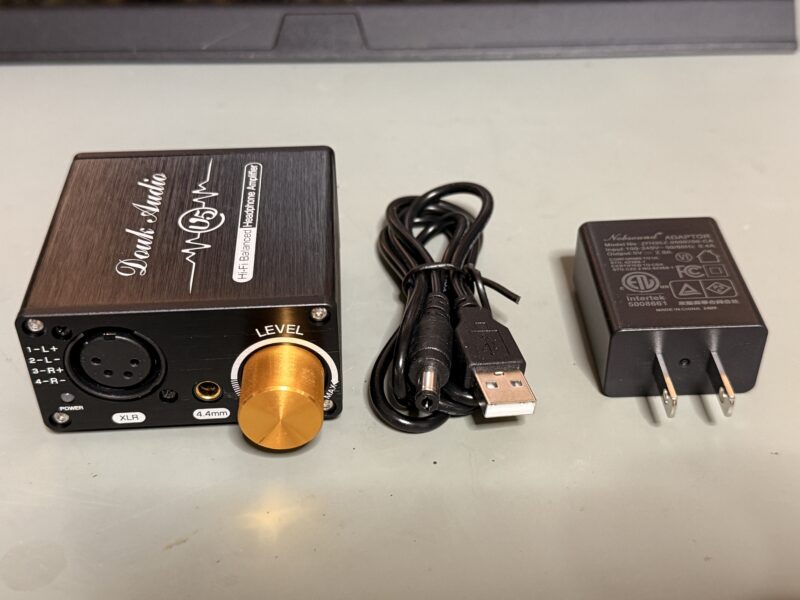 Nobsound U5ヘッドホンアンプ
一式