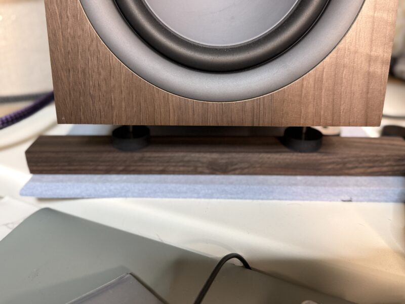 KEF Q Concerto Meta　スパイク＋黒檀＋硬質フェルト
