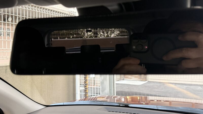 画面を消してミラーに